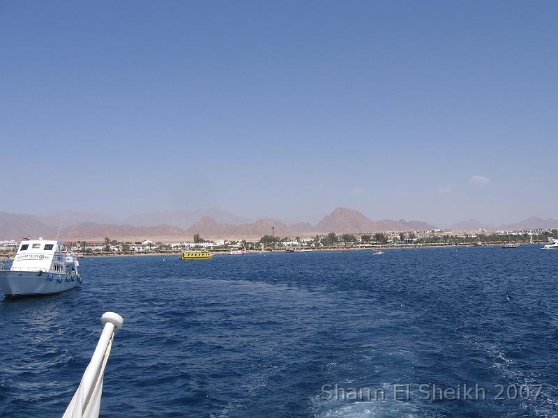 IMG_1927.JPG - We laten Sharm el Sheikhachter ons.